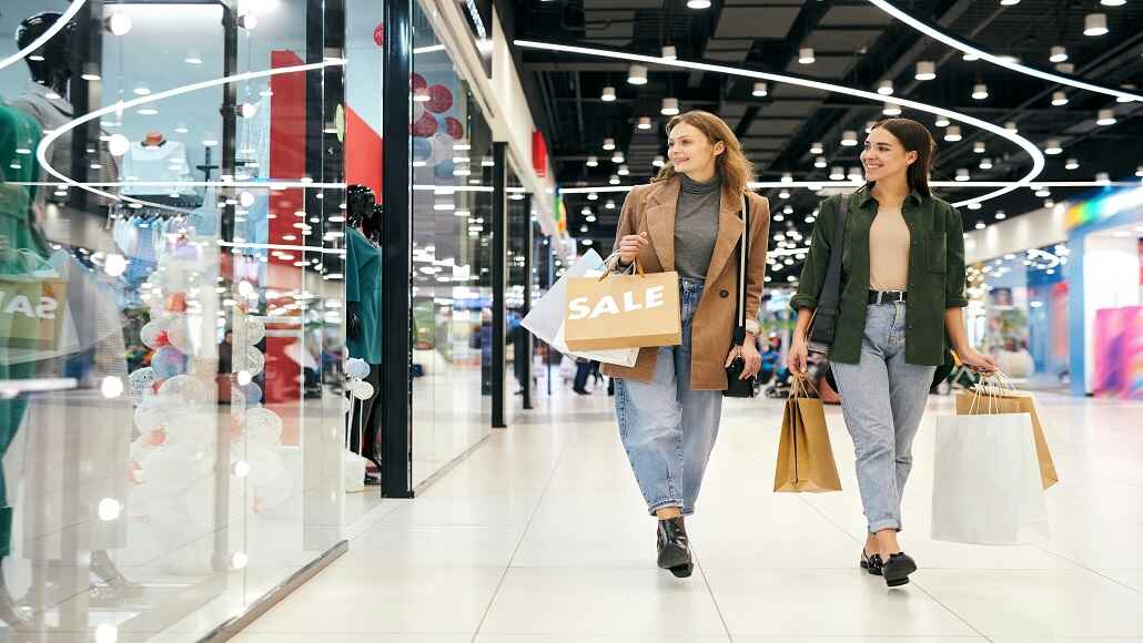 UK Shoppers Shift Back