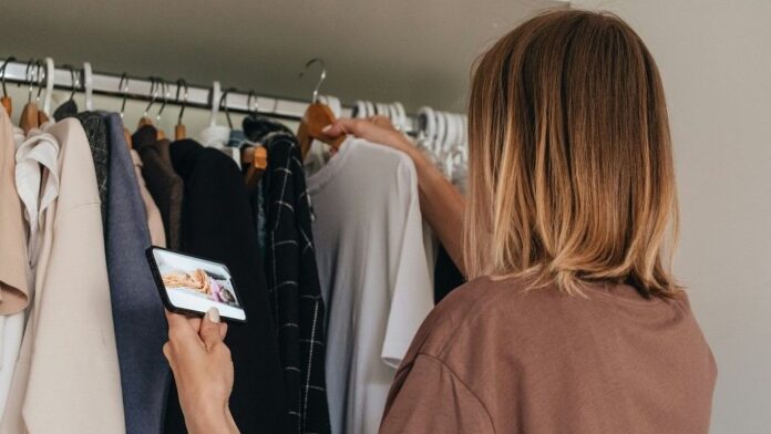 trust in AI agents AI in Textile AI in fashion Ai in retail